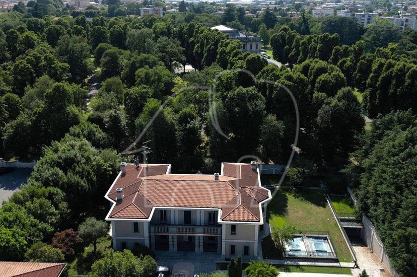 Villa unifamiliare, ottimo stato, 1535 m², Chiari — foto 12 di 29