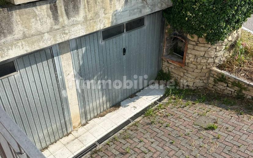 Villa bifamiliare via A. Badile, Mazzurega, Fumane — foto 25 di 37