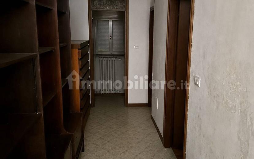 Villa bifamiliare via A. Badile, Mazzurega, Fumane — foto 2 di 37
