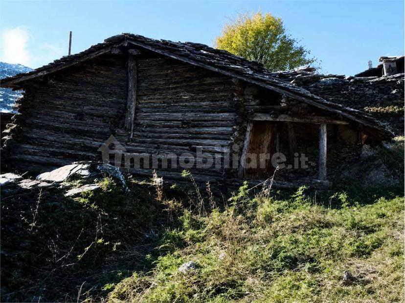 Rustico frazione Graines, Brusson — foto 7 di 12