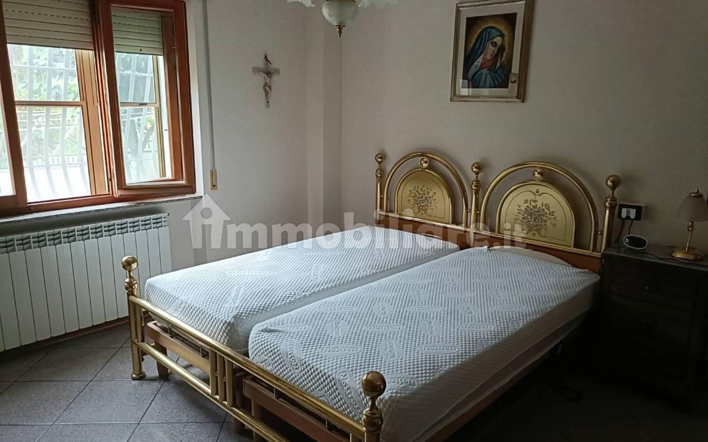 Trilocale Fraz. Albacina 1/A, Fabriano