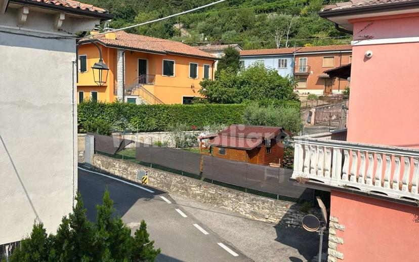 Villa bifamiliare via A. Badile, Mazzurega, Fumane — foto 11 di 37