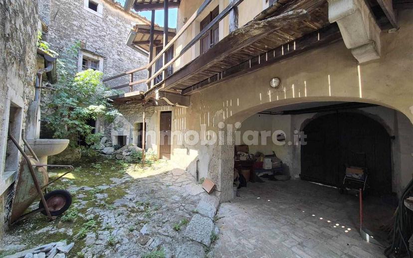 Casale frazione Aurisina 16, Aurisina, Malchina, San Pelagio, Duino-Aurisina — foto 11 di 45