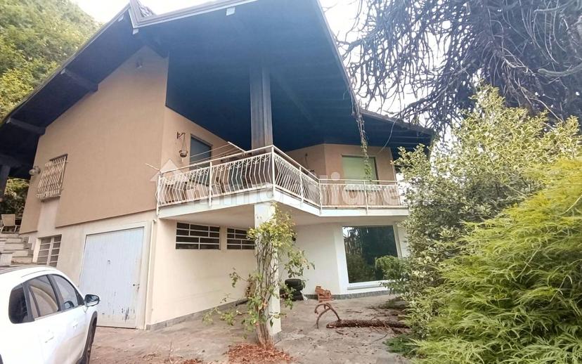 Villa unifamiliare, da ristrutturare, 171 m², Dormelletto — foto 13 di 34