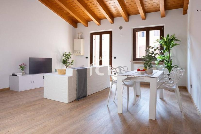 Trilocale ottimo stato, primo piano, Lugagnano, Mancalacqua, Sona — foto 20 di 34
