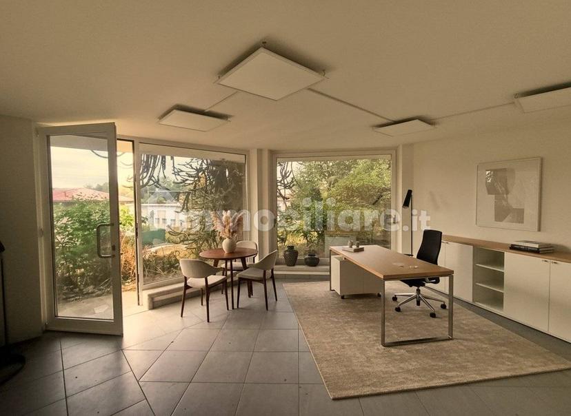 Villa unifamiliare, da ristrutturare, 171 m², Dormelletto — foto 28 di 34