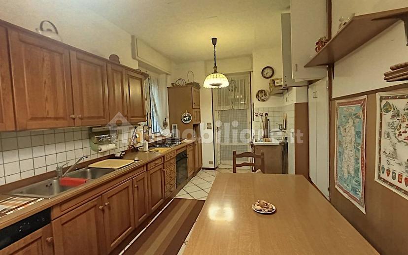 Villa unifamiliare, da ristrutturare, 171 m², Dormelletto — foto 32 di 34