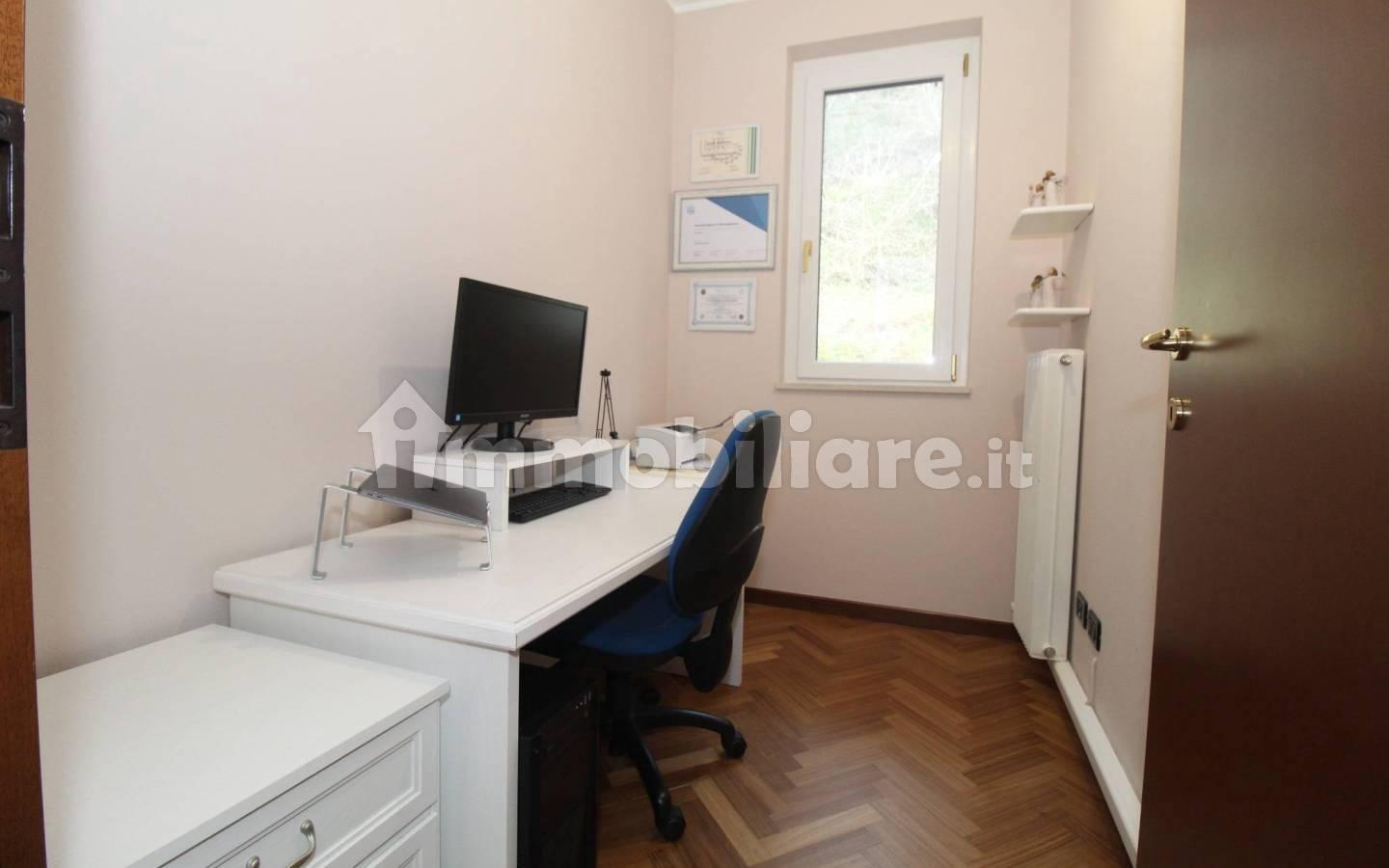 Villa a schiera via San Sebastiano, Centro, Cornedo Vicentino