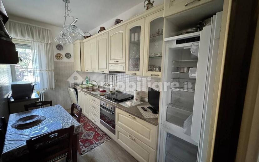 Quadrilocale viale Lionello Matteucci 27, Rieti