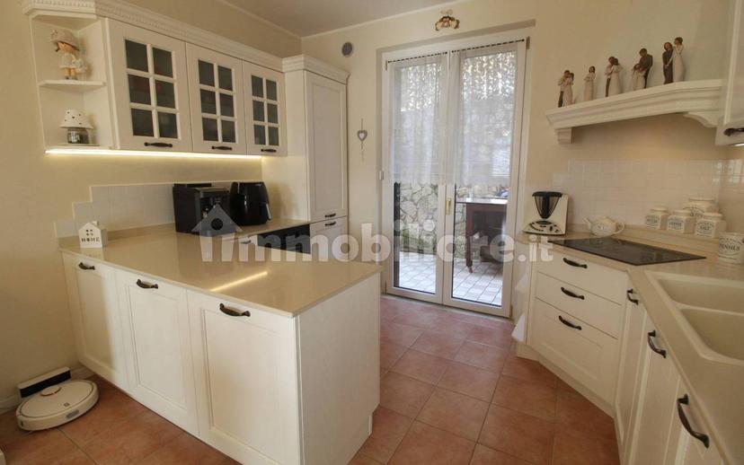 Villa a schiera via San Sebastiano, Centro, Cornedo Vicentino — foto 4 di 26