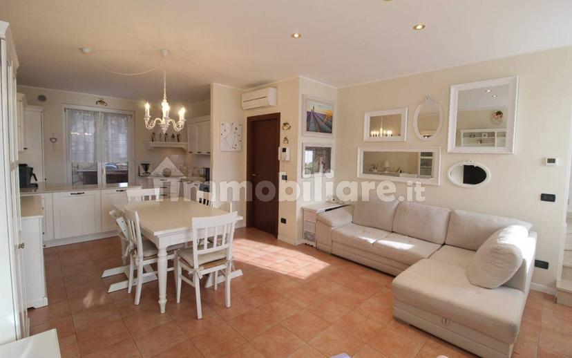 Villa a schiera via San Sebastiano, Centro, Cornedo Vicentino — foto 8 di 26