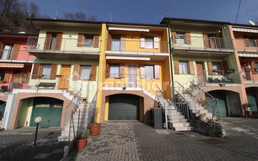 Villa a schiera via San Sebastiano, Centro, Cornedo Vicentino — foto 2 di 26