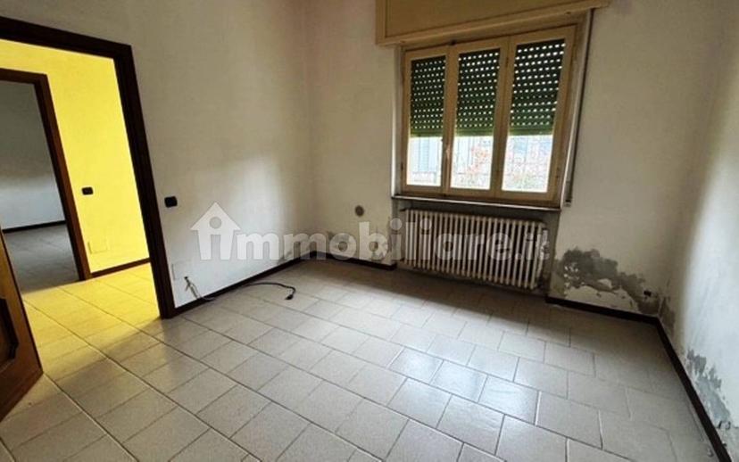Villa bifamiliare via 20 Settembre 48, Centro, Mortara — foto 5 di 34
