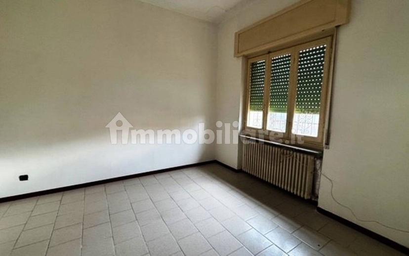 Villa bifamiliare via 20 Settembre 48, Centro, Mortara — foto 2 di 34