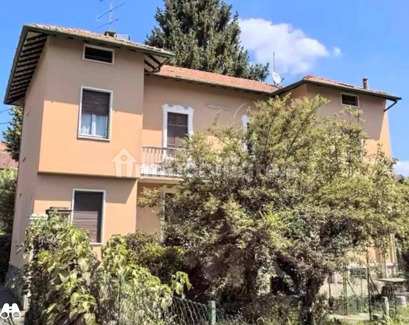 Villa bifamiliare via Indipendenza 1, Centro, Castronno — foto 2 di 10