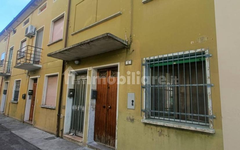 Terratetto unifamiliare via M. Cervi, Centro, Boretto — foto 6 di 23