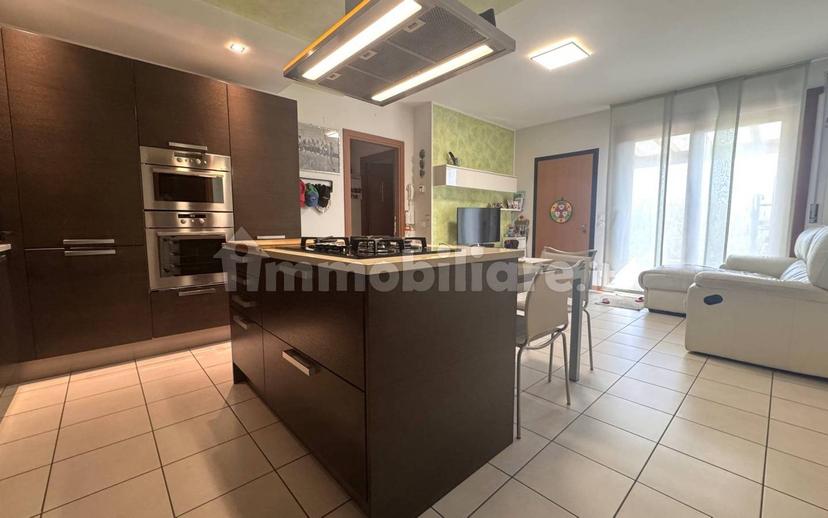 Appartamento via Don Luigi Bevilacqua 34, Isola Vicentina — foto 10 di 13
