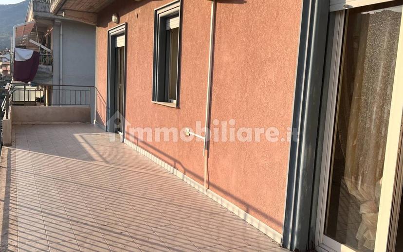 Quadrilocale via Sparagonà 196, Centro, Santa Teresa di Riva — foto 45 di 46