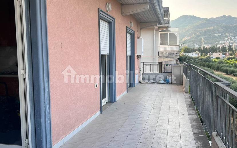 Quadrilocale via Sparagonà 196, Centro, Santa Teresa di Riva — foto 33 di 46