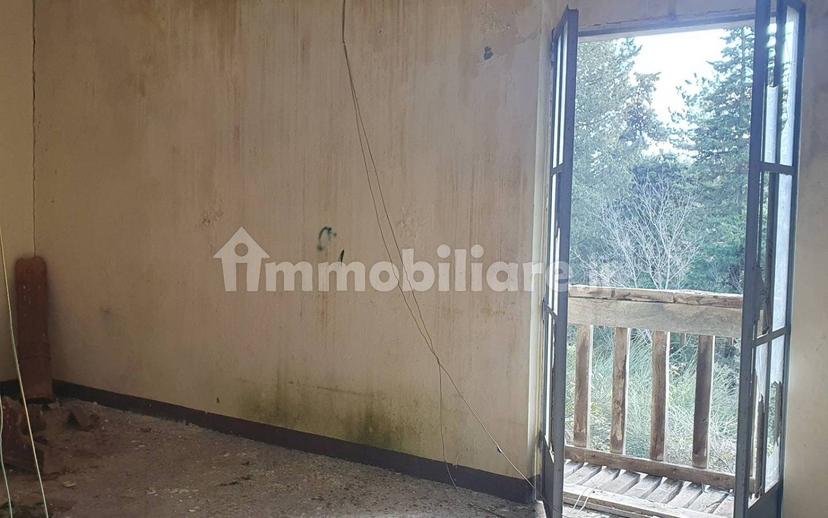 Casa colonica San Piero in Tambis, Fossombrone — foto 8 di 8