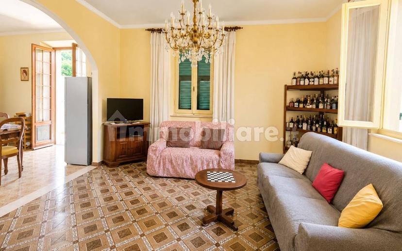 Villa unifamiliare via Cisa, Villafranca in Lunigiana — foto 5 di 24
