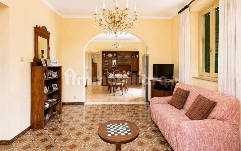 Villa unifamiliare via Cisa, Villafranca in Lunigiana — foto 4 di 24