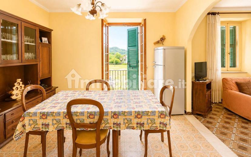 Villa unifamiliare via Cisa, Villafranca in Lunigiana — foto 23 di 24