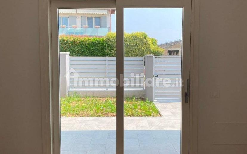 Villa bifamiliare via del Lavoro, Castegnato — foto 4 di 41