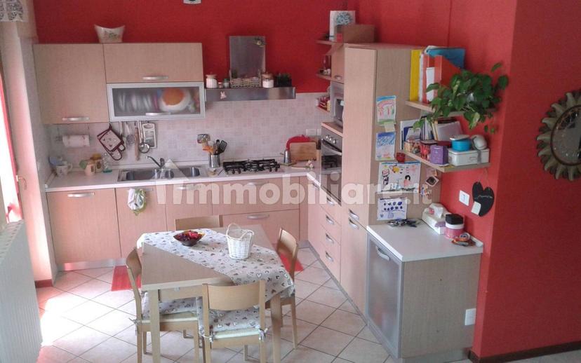 Quadrilocale via Viotti 4, Cigliano — foto 2 di 15