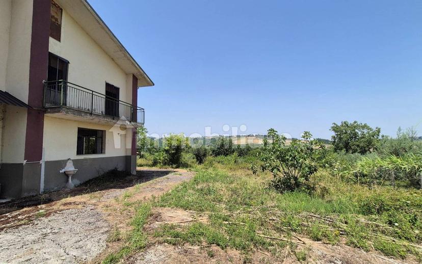 Villa unifamiliare Villaggio Santo Stefano, San Mango sul Calore — foto 6 di 21