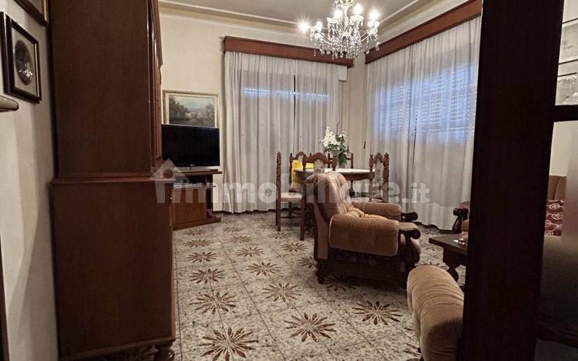 Villa bifamiliare, buono stato, 195 m², Torre del Lago, Viareggio