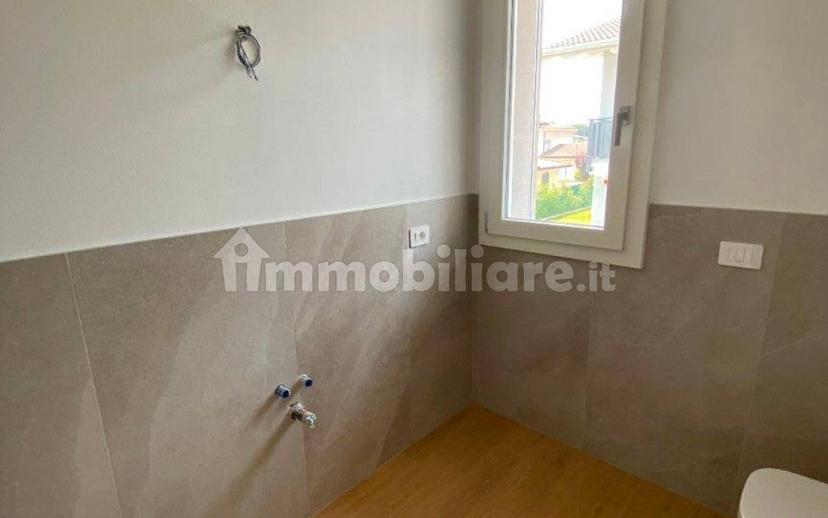 Villa bifamiliare via del Lavoro, Castegnato — foto 2 di 41