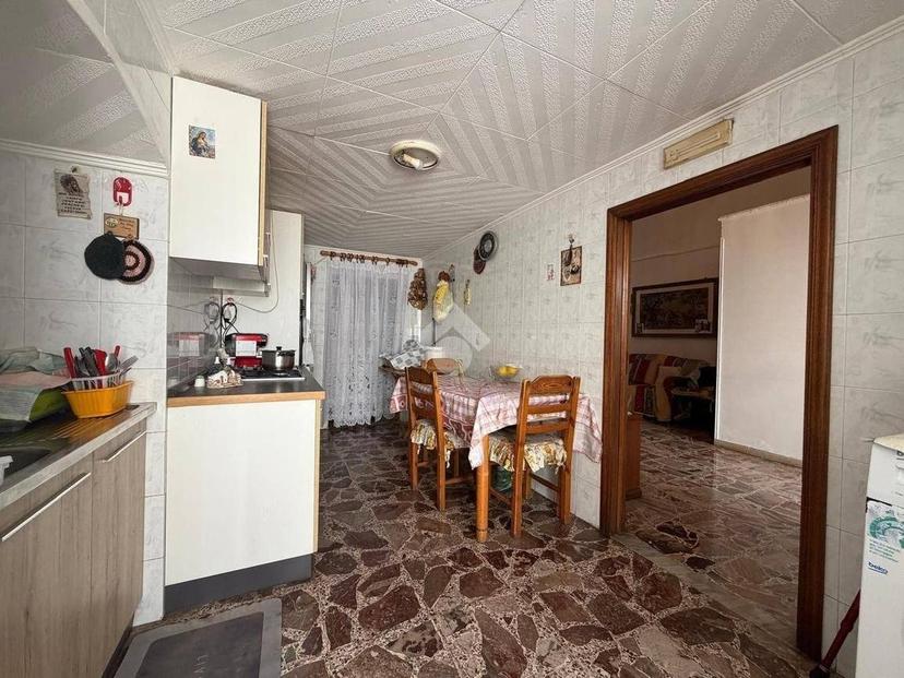 Quadrilocale Vico secondo di via chiomenti 36, Centro, Cerignola — foto 10 di 15