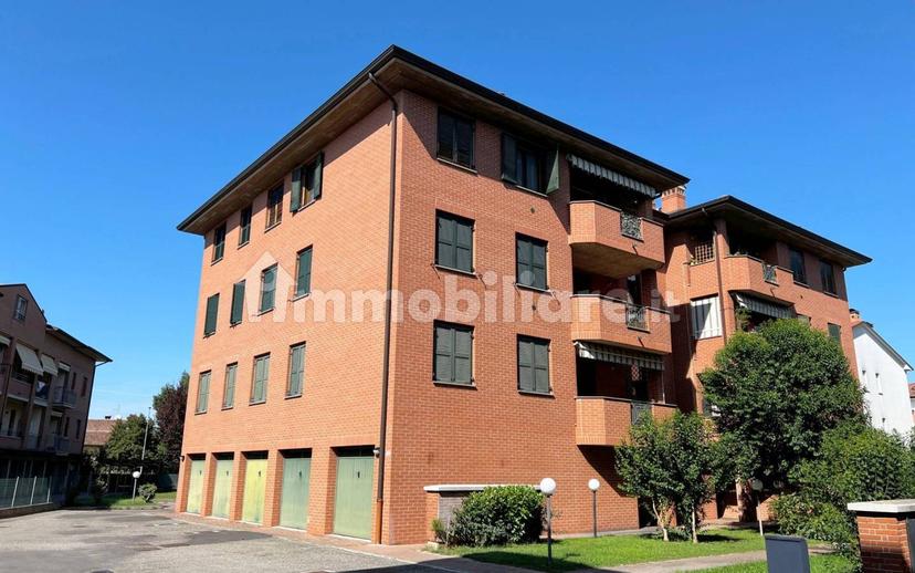 Quadrilocale via Antonio Canova 9, Centro, Spilamberto — foto 3 di 15
