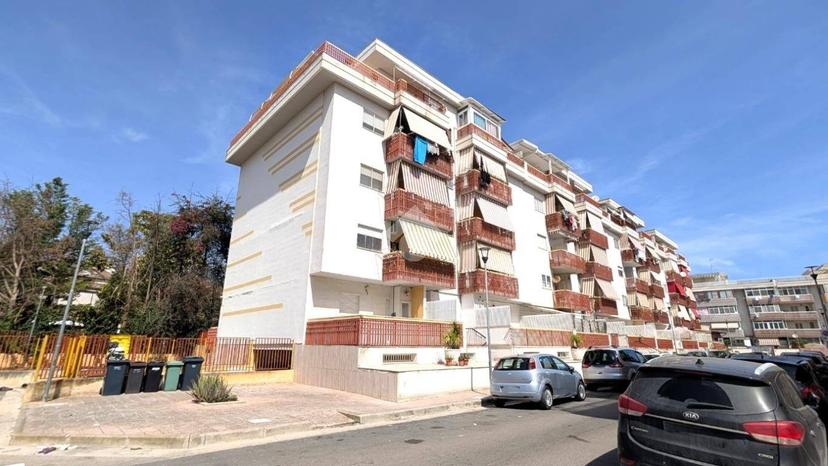 Trilocale via nino rota 7, Centro, Margherita di Savoia — foto 12 di 22