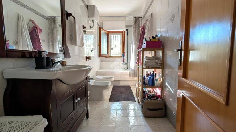 Trilocale via nino rota 7, Centro, Margherita di Savoia — foto 9 di 22