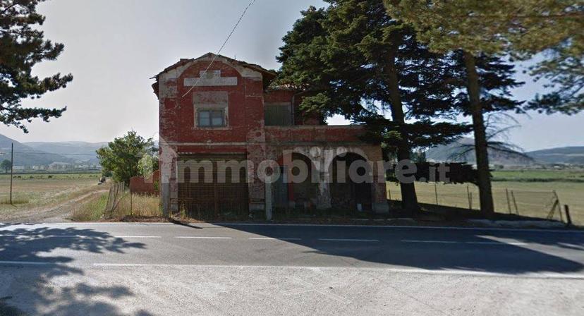 Rustico Ss77, Serravalle di Chienti — foto 2 di 3