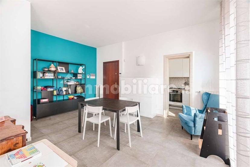Trilocale via Fratelli Bandiera, 5, Verano Brianza — foto 2 di 24