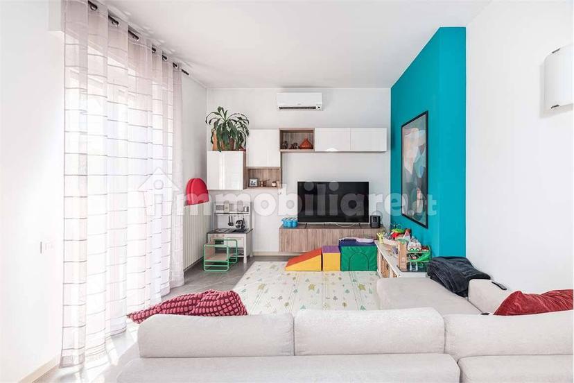 Trilocale via Fratelli Bandiera, 5, Verano Brianza — foto 18 di 24