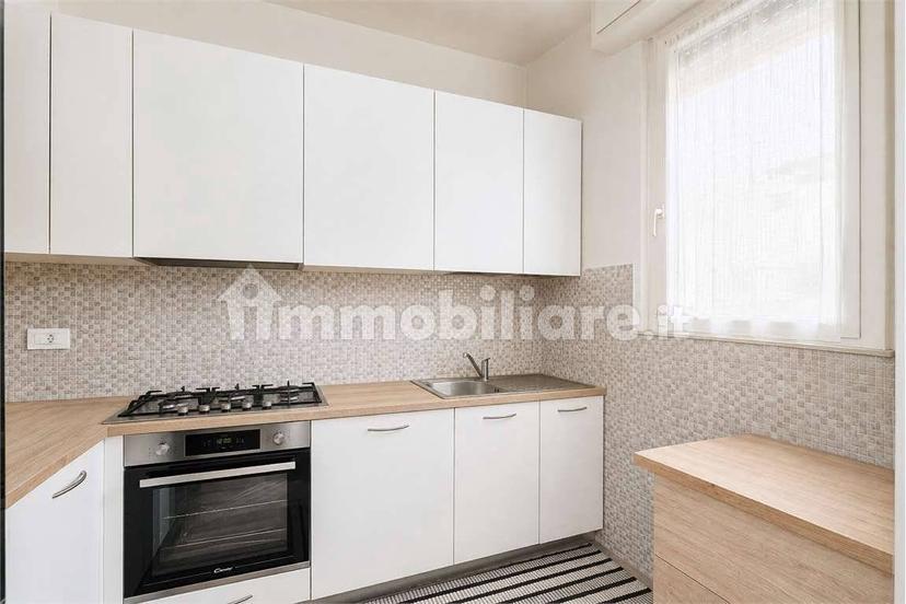 Trilocale via Fratelli Bandiera, 5, Verano Brianza — foto 13 di 24