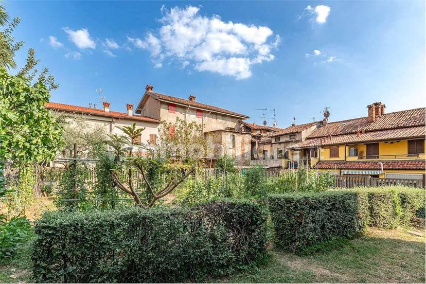 Trilocale via Fratelli Bandiera, 5, Verano Brianza — foto 9 di 24