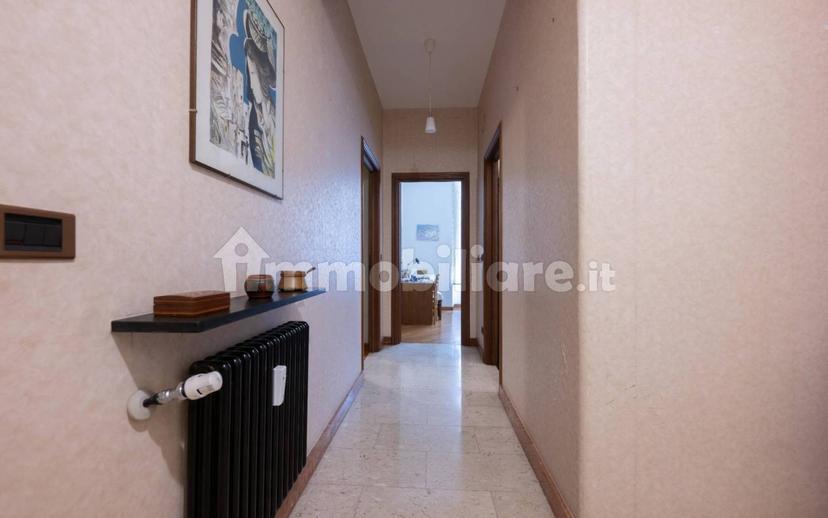 Appartamento via Caffaro 13, Castelletto, Genova