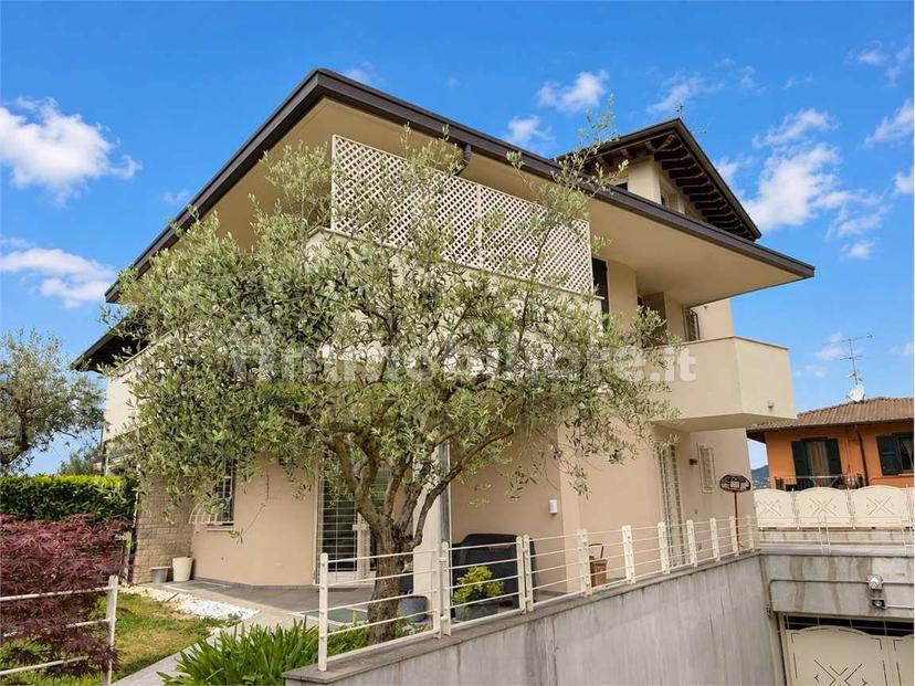Villa bifamiliare via Monte Pasubio, Centro, Calvagese della Riviera — foto 6 di 30