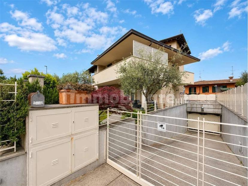 Villa bifamiliare via Monte Pasubio, Centro, Calvagese della Riviera — foto 18 di 30