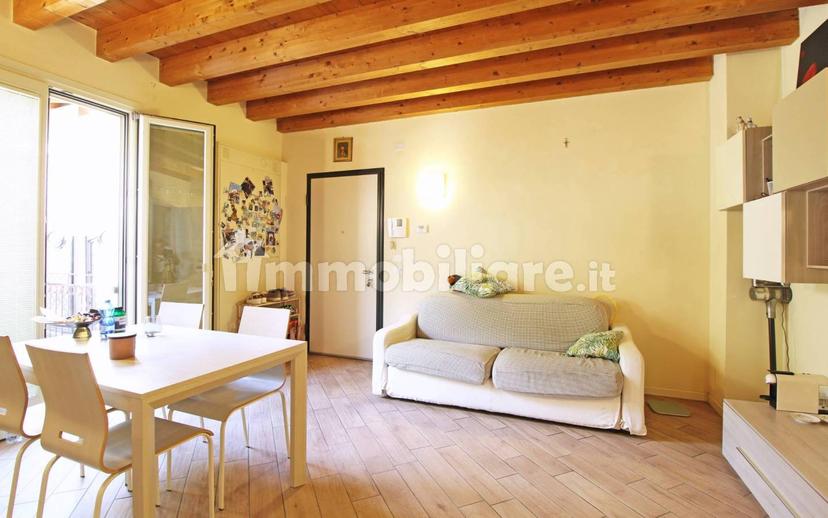 Bilocale ottimo stato, primo piano, Centro, Marone — foto 2 di 21