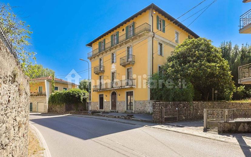 Villa unifamiliare via Baracchini, Centro, Villafranca in Lunigiana — foto 11 di 18