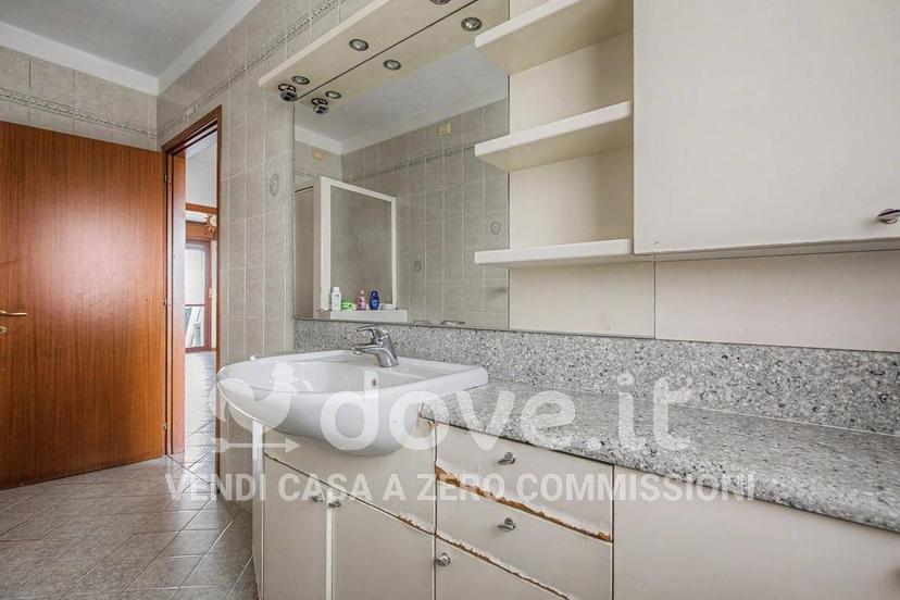 Trilocale via Monsignor Oscar Romero 4A, Centro, Lonate Pozzolo — foto 6 di 29