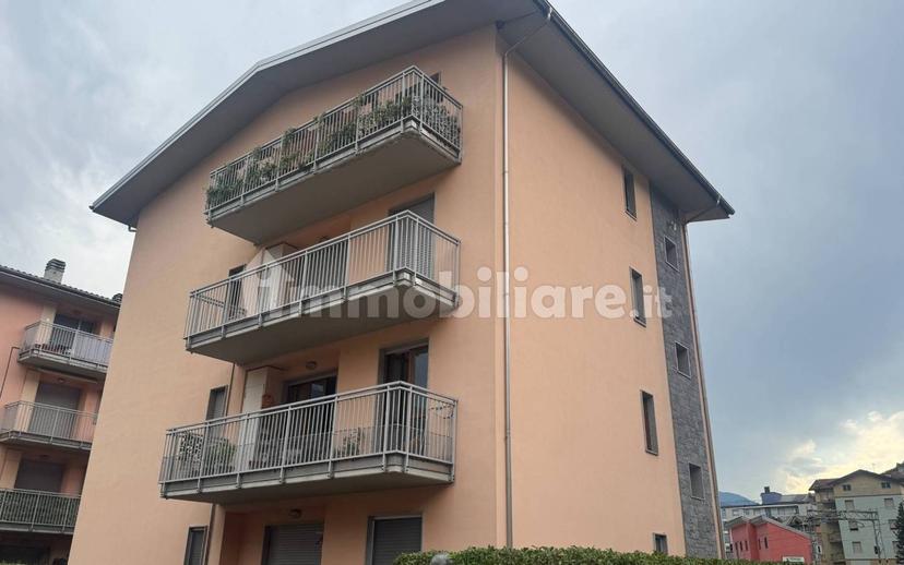 Bilocale via Teglio, Centro, Sondrio