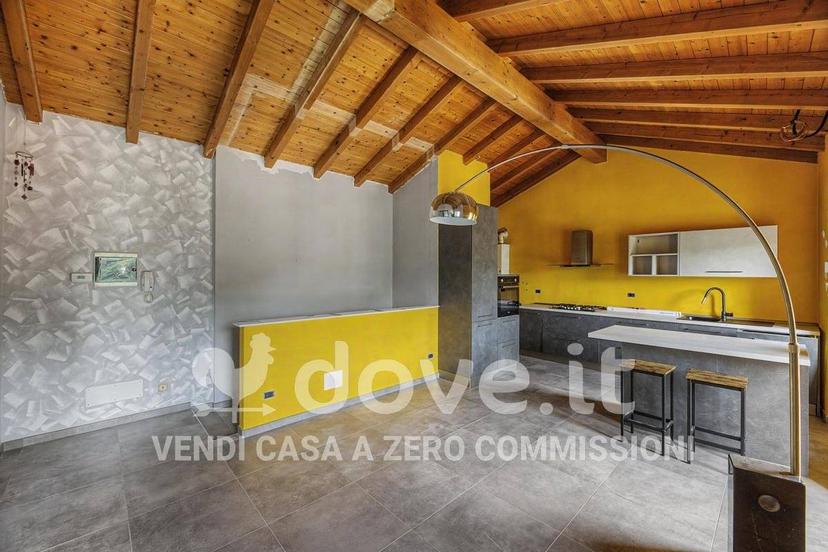 Bilocale via Silvio Pellico 10, Due Cossani, Dumenza — foto 2 di 31