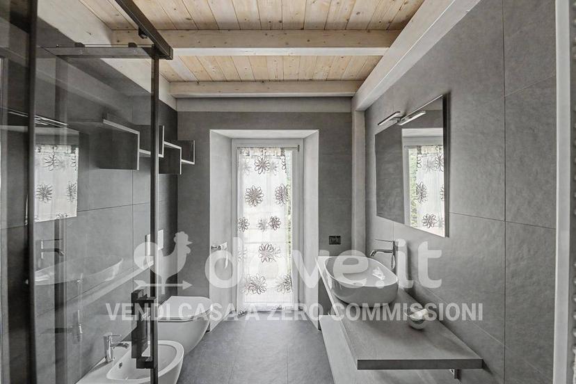 Bilocale via Silvio Pellico 10, Due Cossani, Dumenza — foto 3 di 31